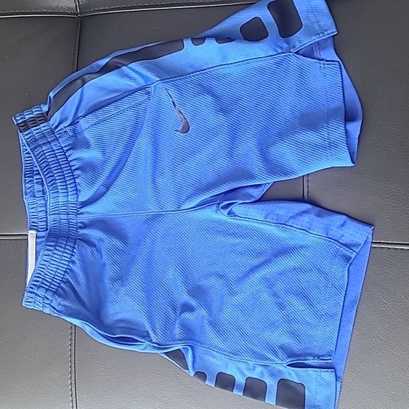 Nike boys size large Dri fit soccer shorts - Picture 1 of 3